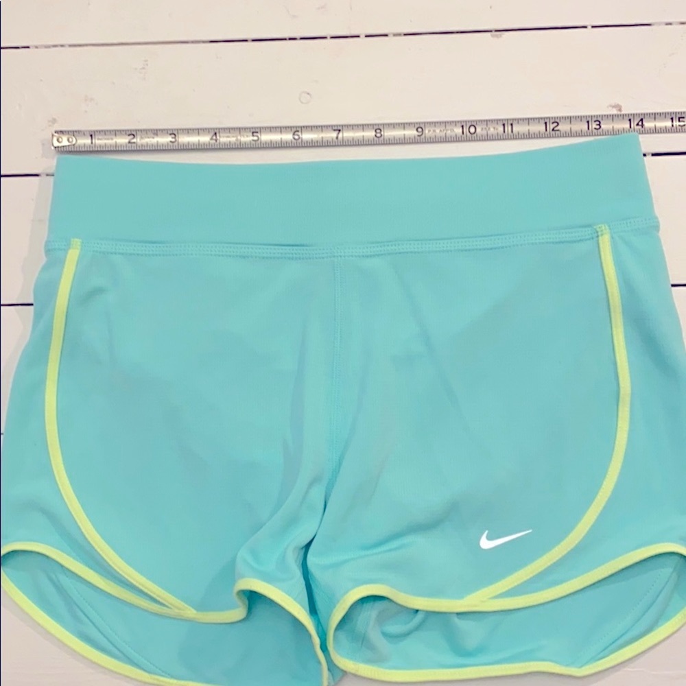 NWOT Nike Dri-Fit Running Shorts Lined - Picture 3 of 9